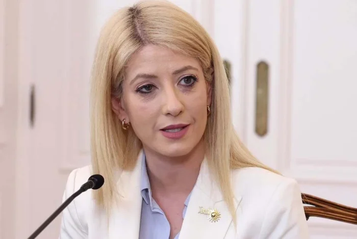 annita dhmhtriu