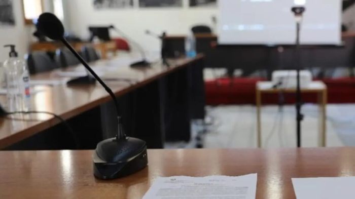 mirkofono dimotiko symvoulio