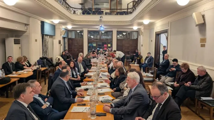 olomeleia dikigorwn 1