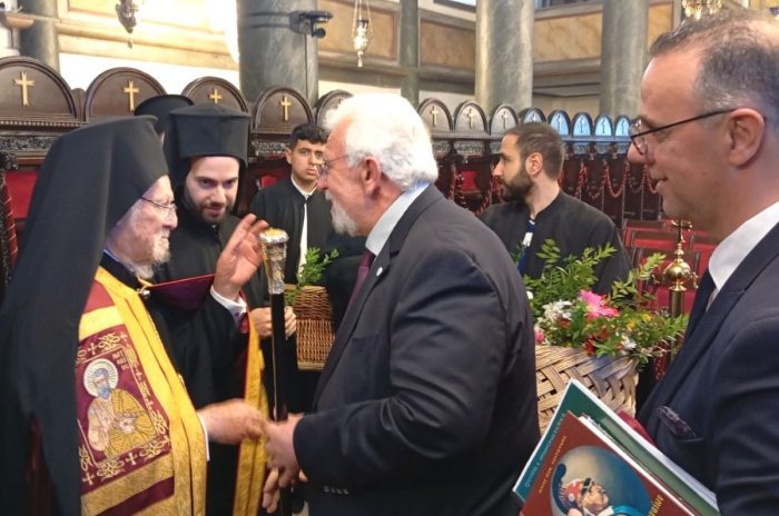 13 kwnstantinoupolh patriarxhs.jpg