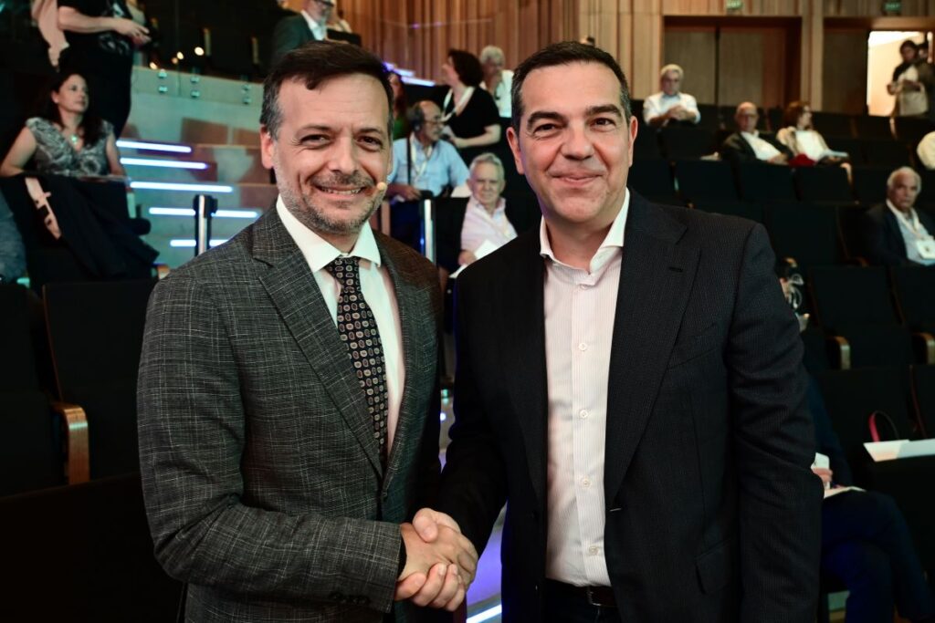 TSIPRAS XARISDOUKAS 1024x683 1.jpg