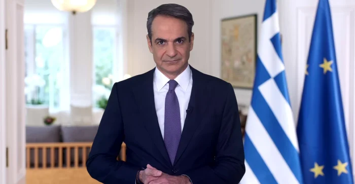 maketa mitsotakis 2