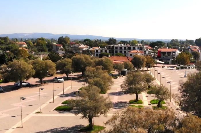 κουρουτα πλατεια kourouta plateia