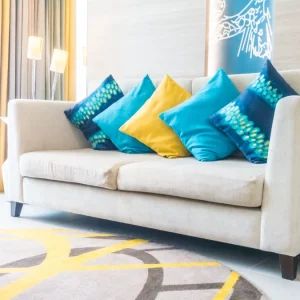blue cushions one yellow cushion 1013x675.jpg