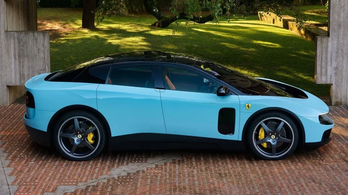 ferrari luce 2026 bev 02