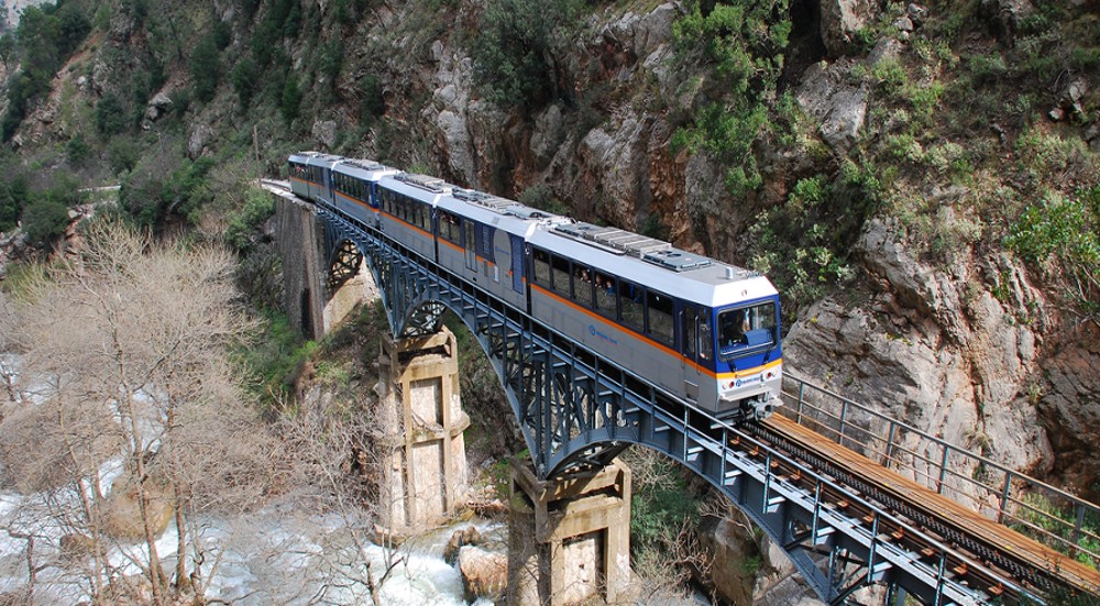 odontotos kalavryta.jpg