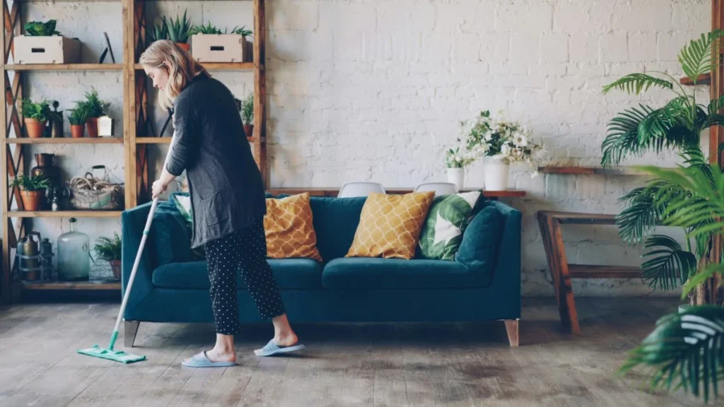 vitaly gariev RRet2T Ct90 unsplash cleaning home Mistakes 1200x675.jpg