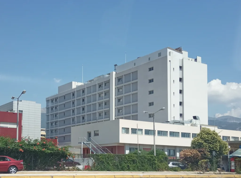 agios andreas hospital multi storey building 1024x757.webp