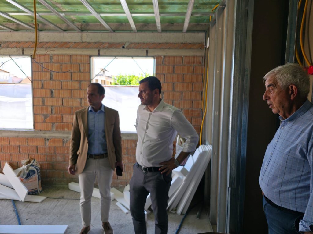 dimarxos nikolakopoulos astynomiko tmima2