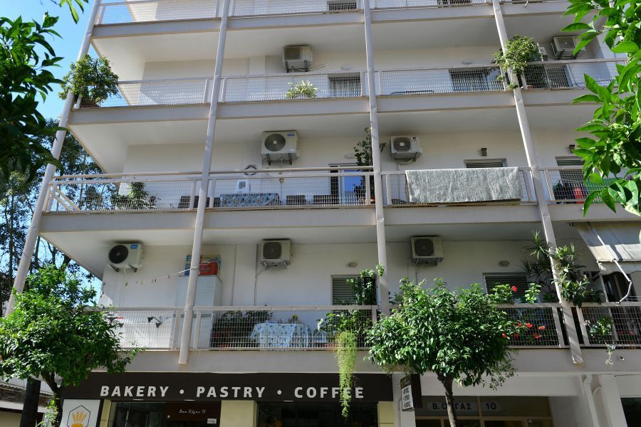 kalamata 1.jpg