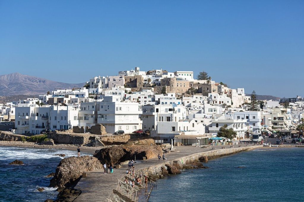 Naxos Νάξος 2020 08 20 02 Chora Grotta and Vintzi beaches.jpg