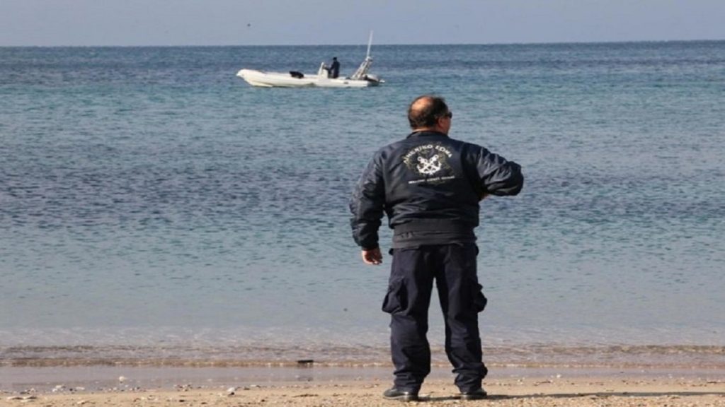 limeniko paralia.jpg