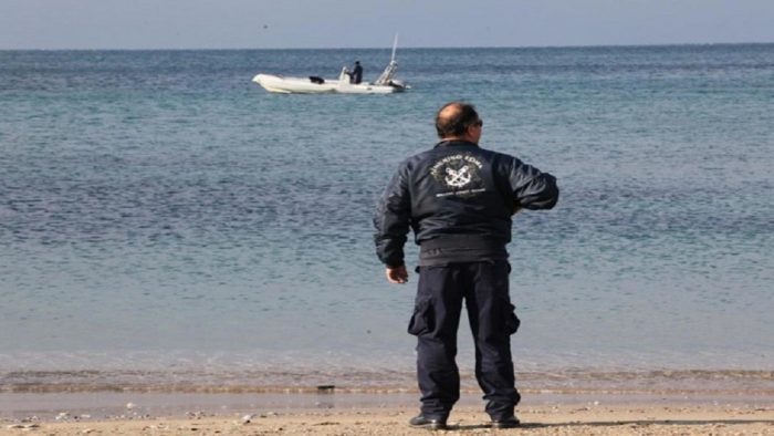 limeniko paralia.jpg