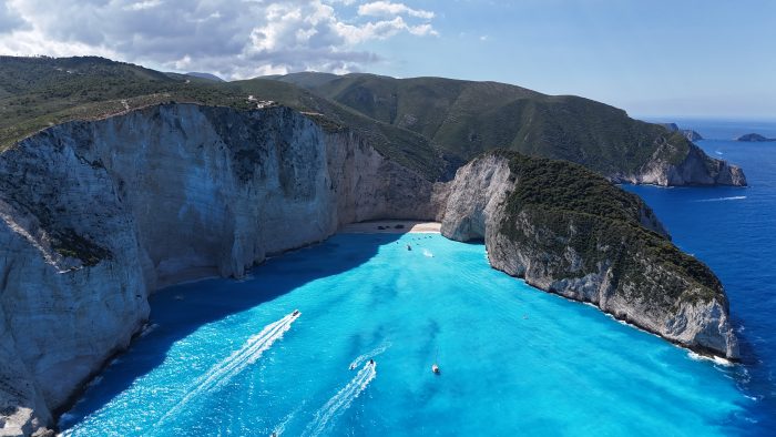 navagio zakunthos zante