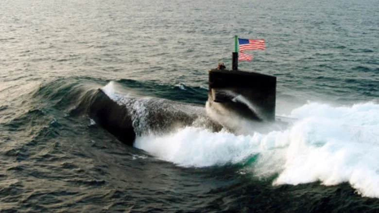 submarine uboat ypovrixio